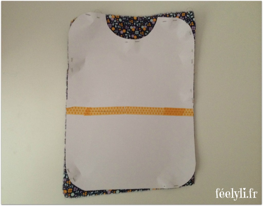 Ensemble De 3 Pièces : Bavoir éponge Avec élastique 29 X 35 Cm