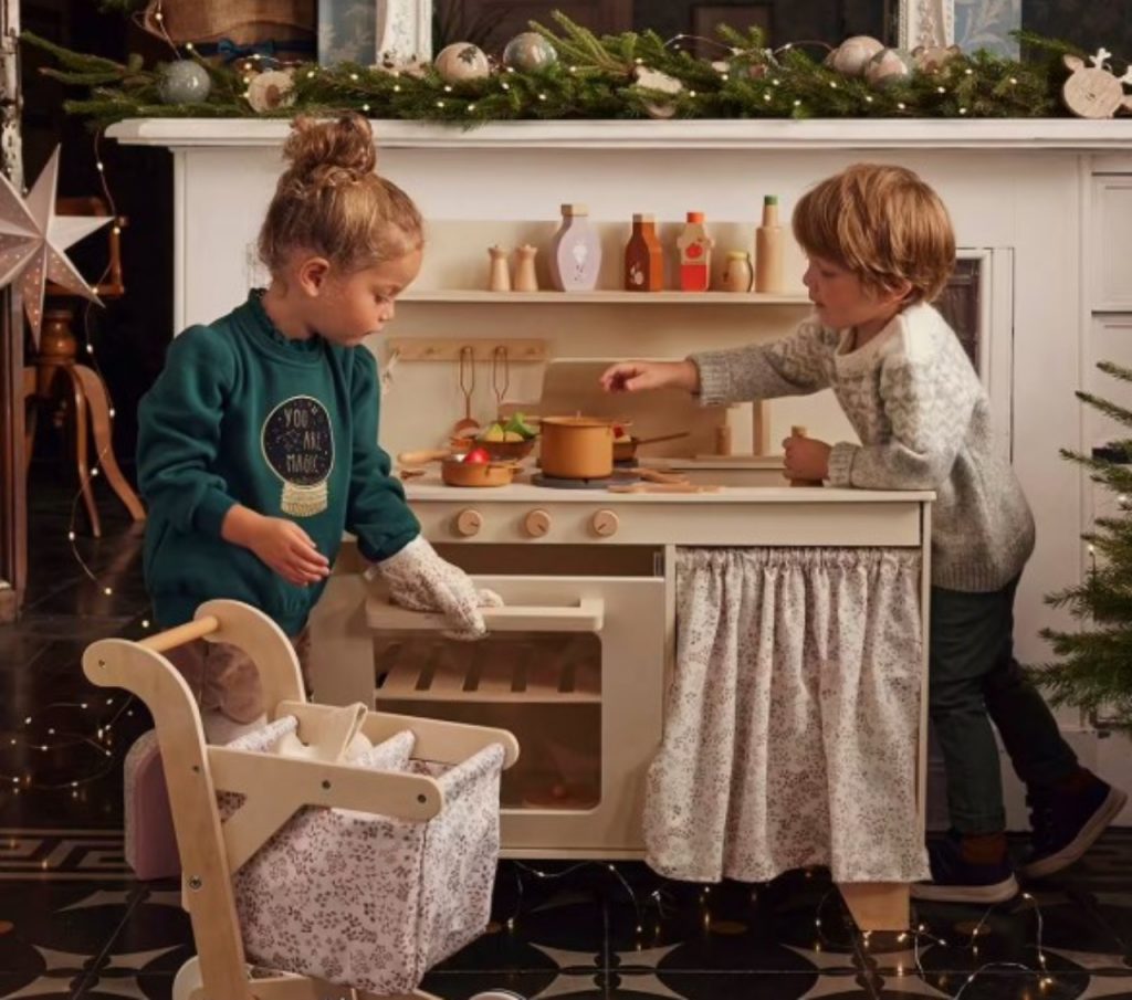 cuisine enfant en bois vertbaudet