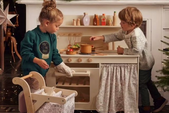 cuisine enfant en bois vertbaudet